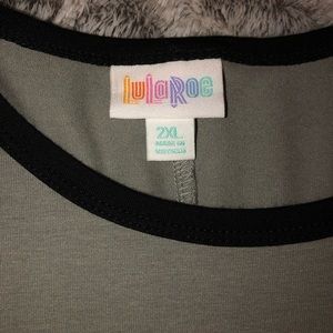 LuLaRoe Dresses - Lularoe Carly | 2 XL LuLaRoe Dresses - Lularoe Carly | 2 XL